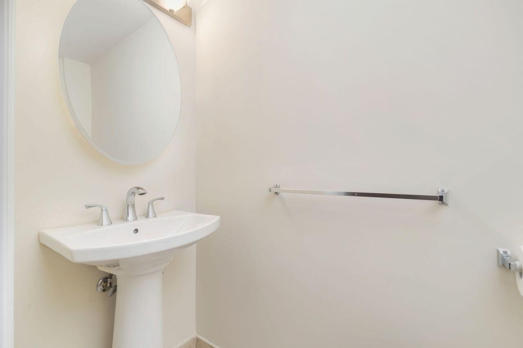 403 S Sapodilla Avenue - Photo 5