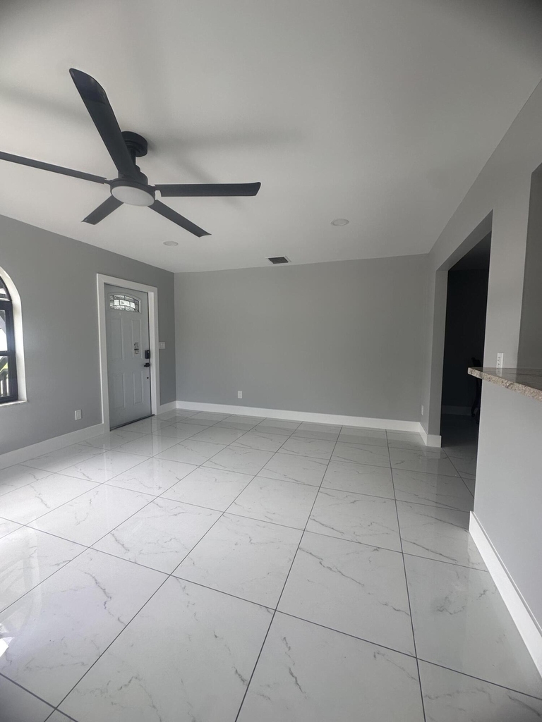 1232 Easter Avenue - Photo 3