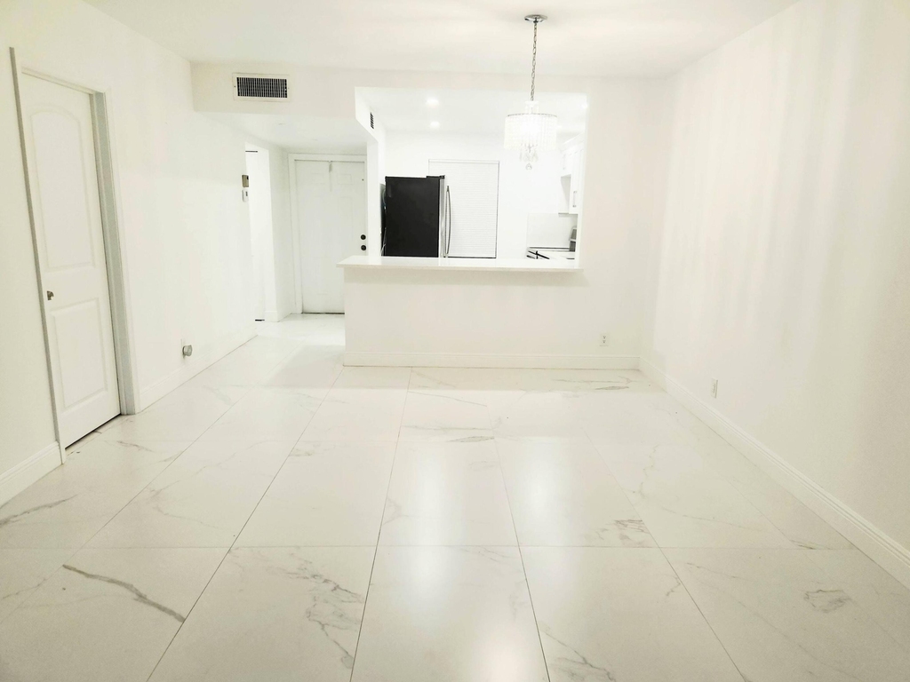 14790 Bonaire Boulevard - Photo 11