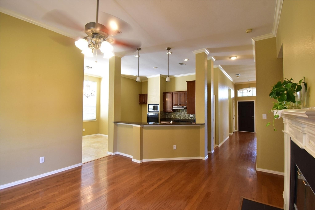 1109 Shadow Lakes Boulevard - Photo 13
