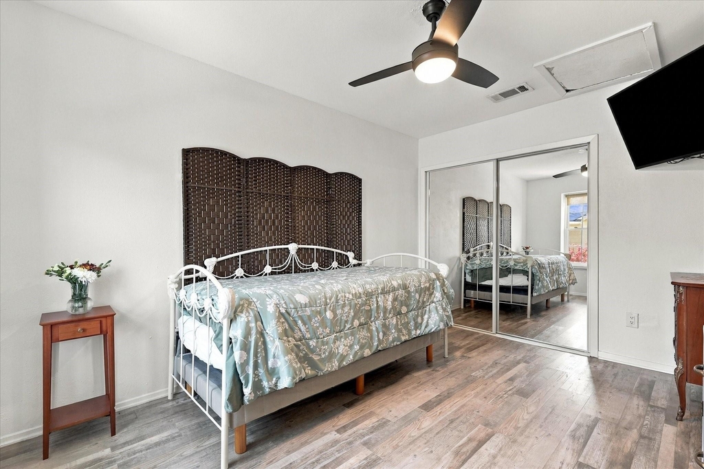 1955 Shorewood Drive - Photo 22