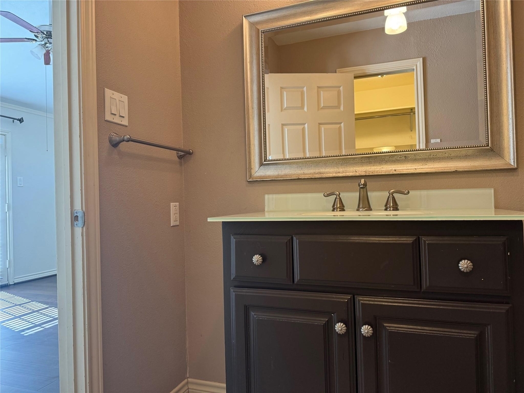 4918 Thrush Street - Photo 15