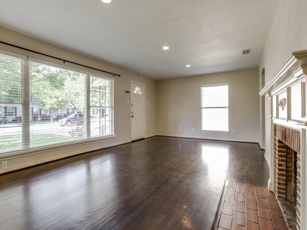 4918 Thrush Street - Photo 5