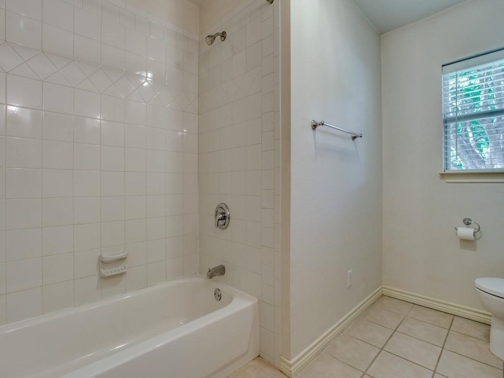4918 Thrush Street - Photo 19