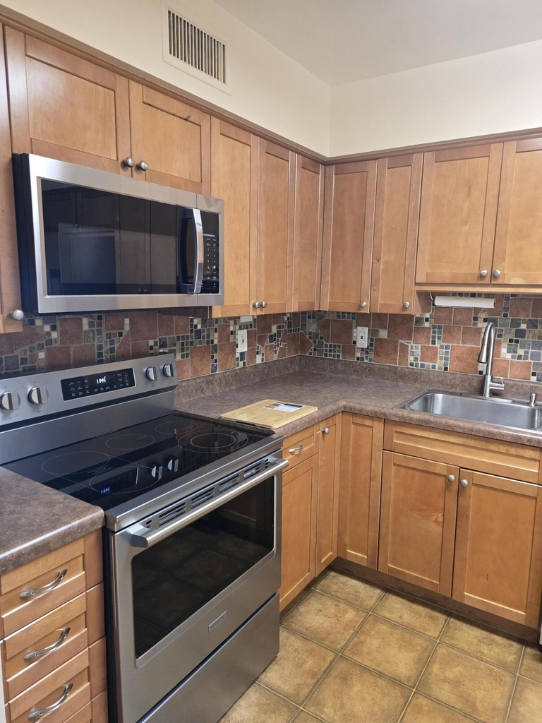 9785 Pineapple Tree Drive - Photo 1