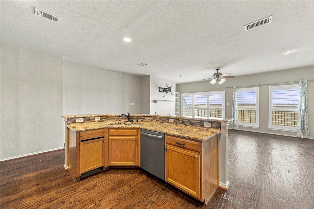 1806 Signal Ridge Place - Photo 11