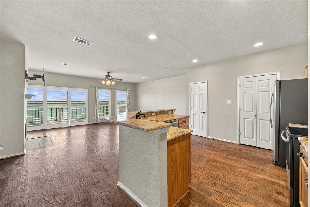 1806 Signal Ridge Place - Photo 4