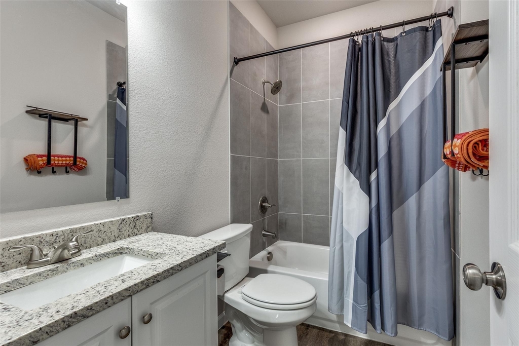 1425 Evans Avenue - Photo 10