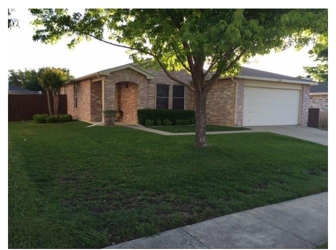 4502 Cedar Crest Drive - Photo 0