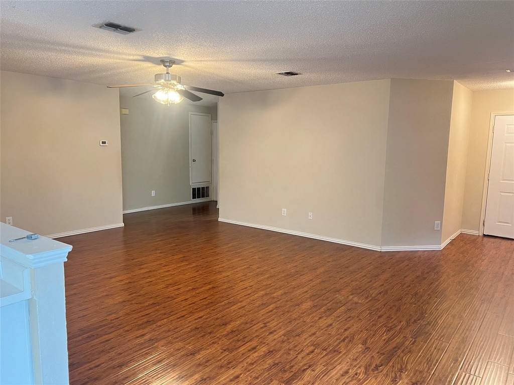 4502 Cedar Crest Drive - Photo 2