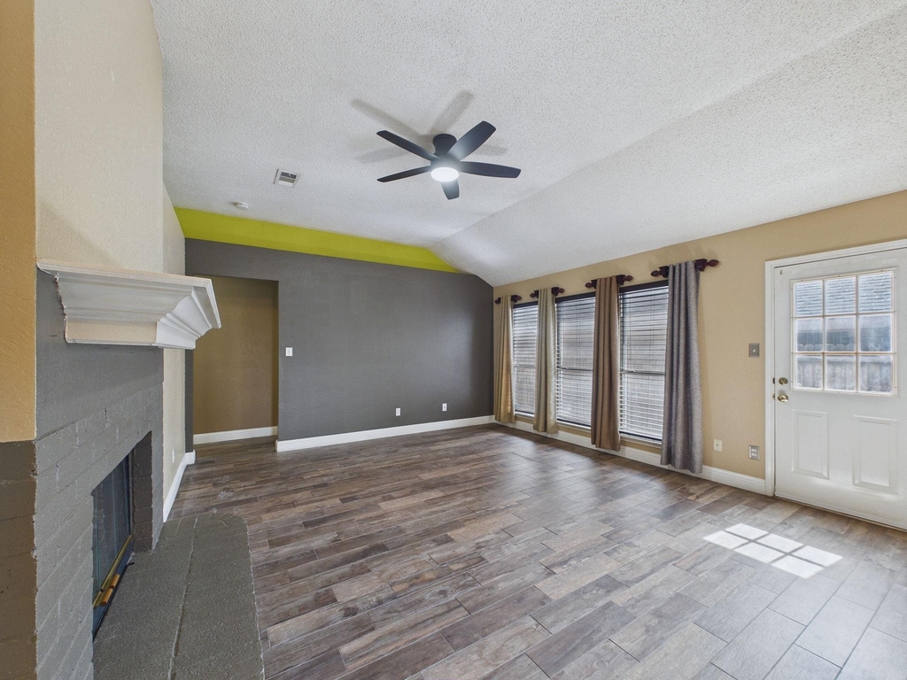 3014 Highridge Trail - Photo 9