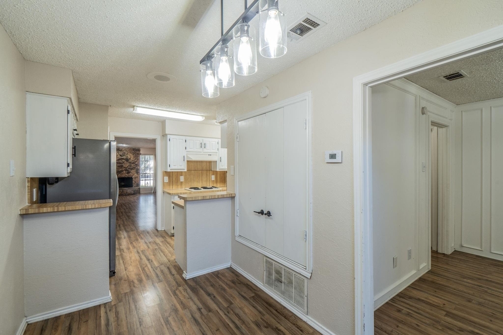 1515 Cherrycrest Street - Photo 10