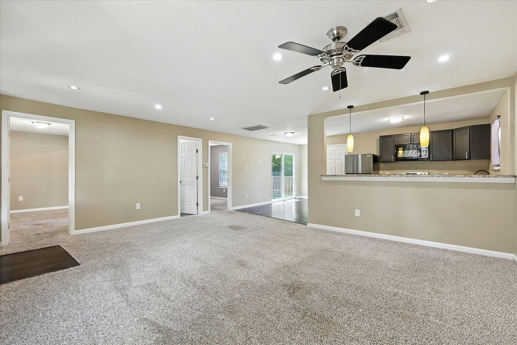 7243 Ash Street - Photo 11