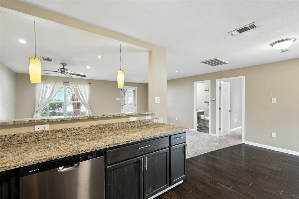 7243 Ash Street - Photo 16