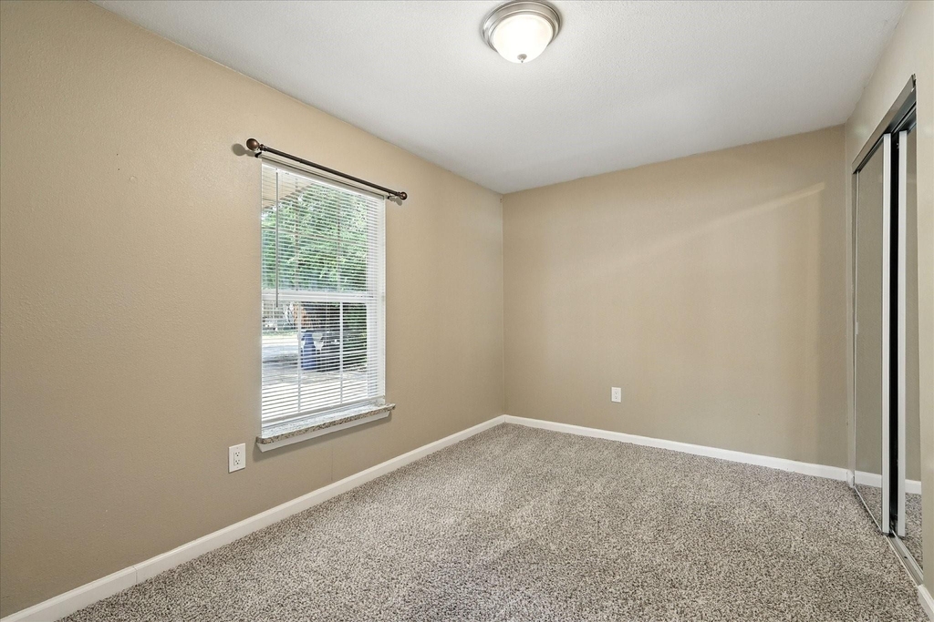 7243 Ash Street - Photo 6