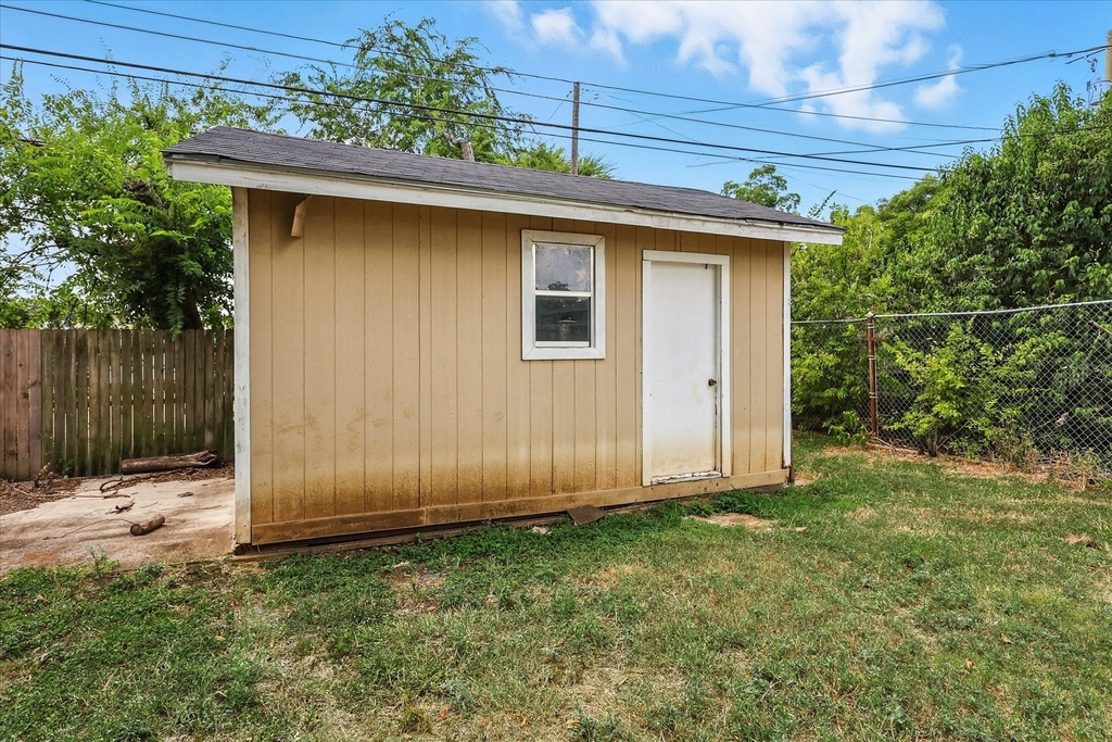 7243 Ash Street - Photo 28