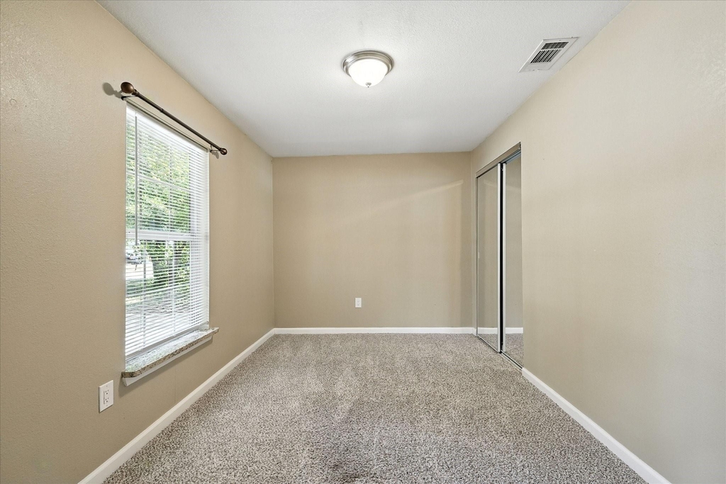 7243 Ash Street - Photo 5
