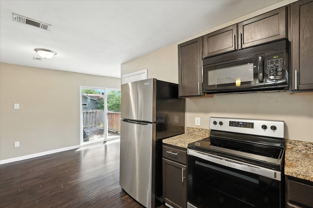 7243 Ash Street - Photo 15