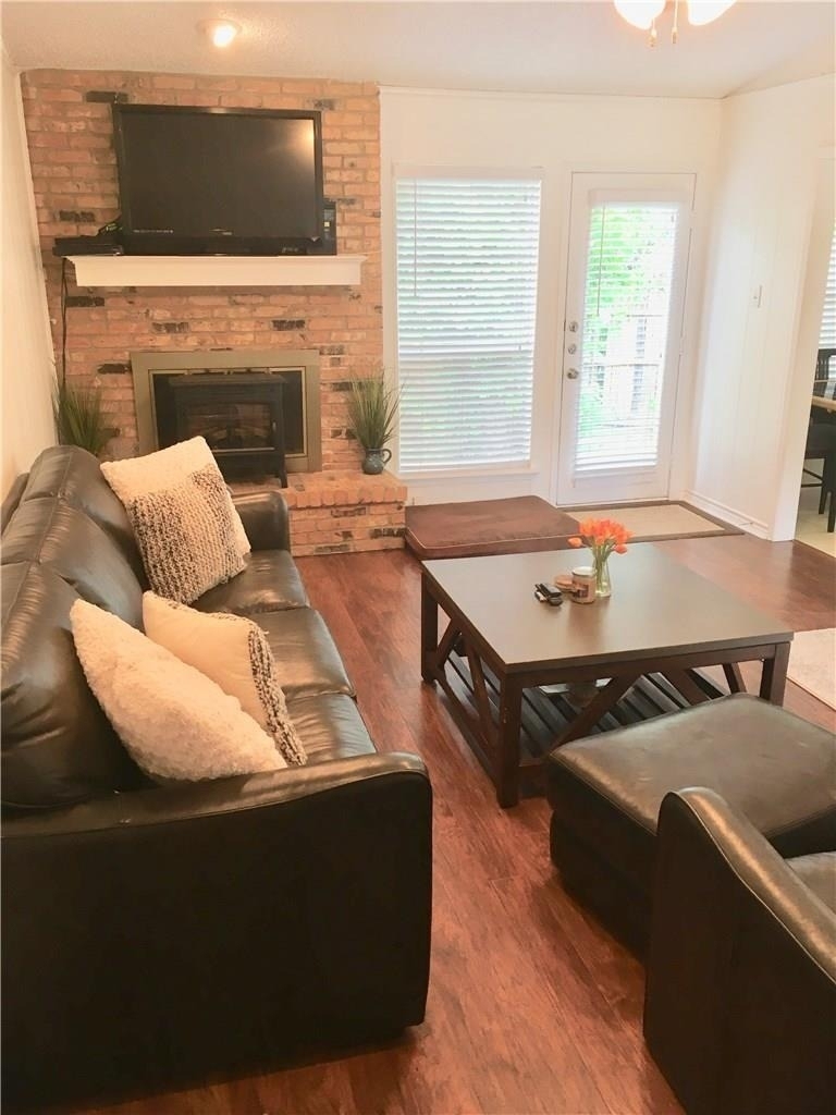 5804 Chadsford Court - Photo 2