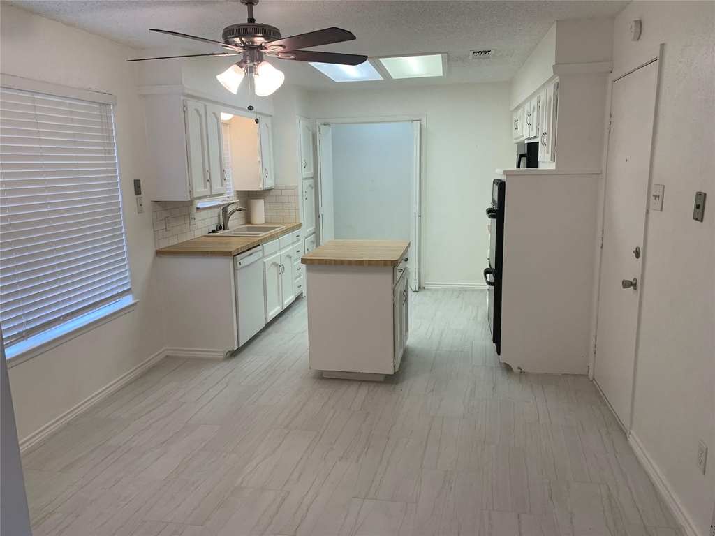 5804 Chadsford Court - Photo 5