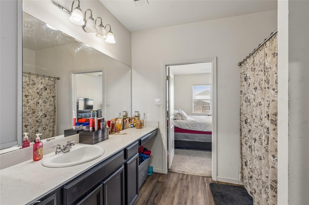 513 Leeward Lane - Photo 12