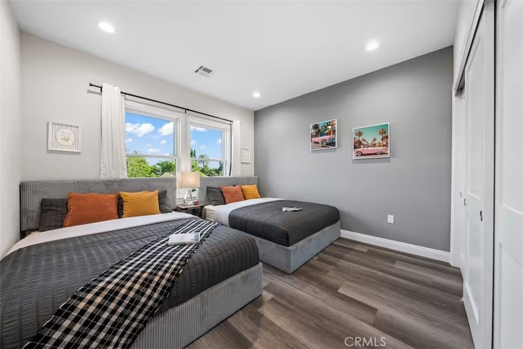 569 Lincoln Avenue - Photo 28