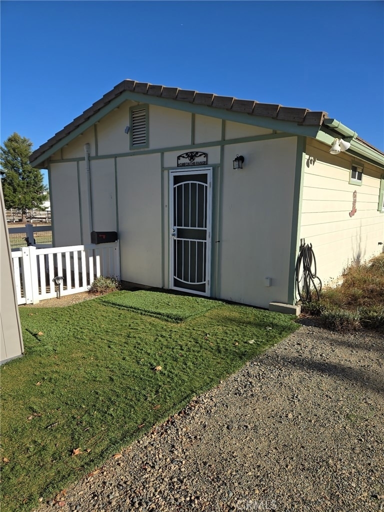 33145 Jane Court - Photo 0