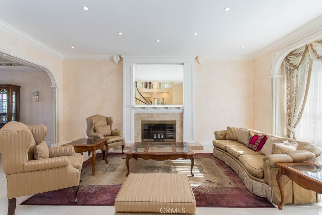 18301 Hampton Court - Photo 12