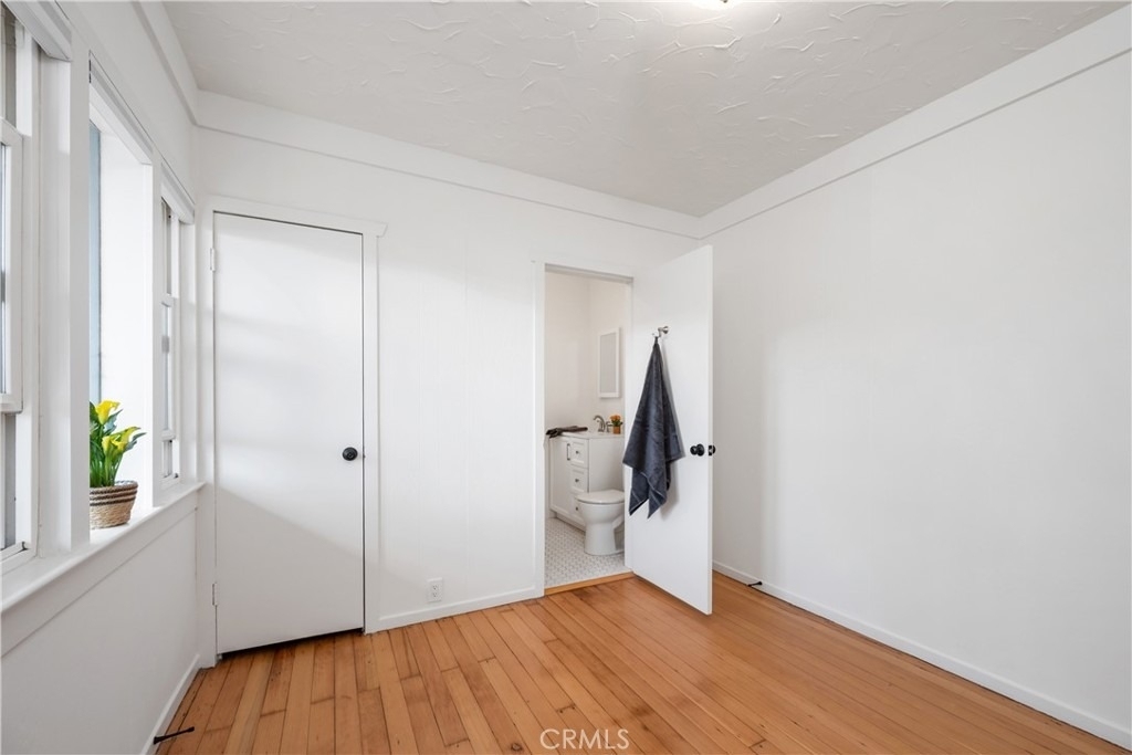 2511 Ozone Court - Photo 6