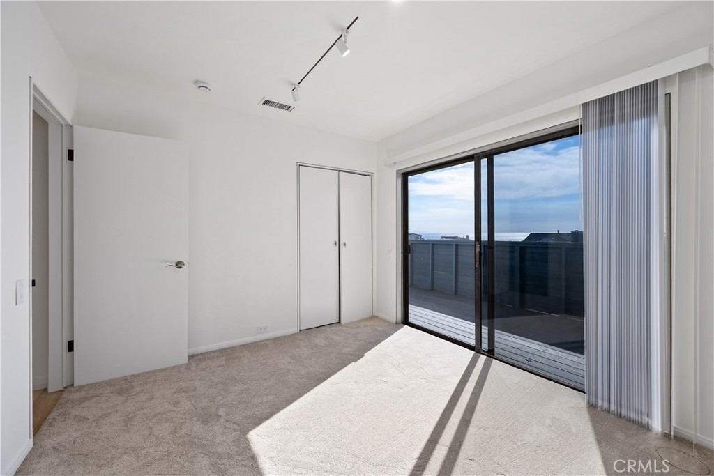 2513 Ozone Court - Photo 11