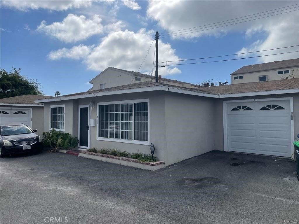 435 Hamilton Street - Photo 0