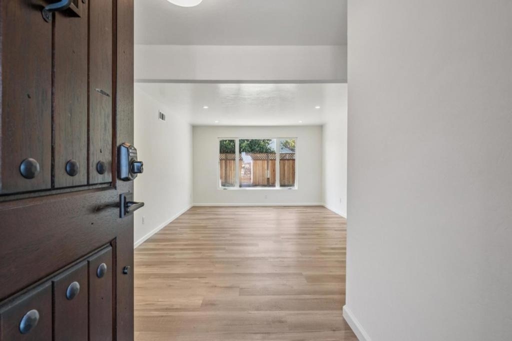 700 Gull Avenue - Photo 5