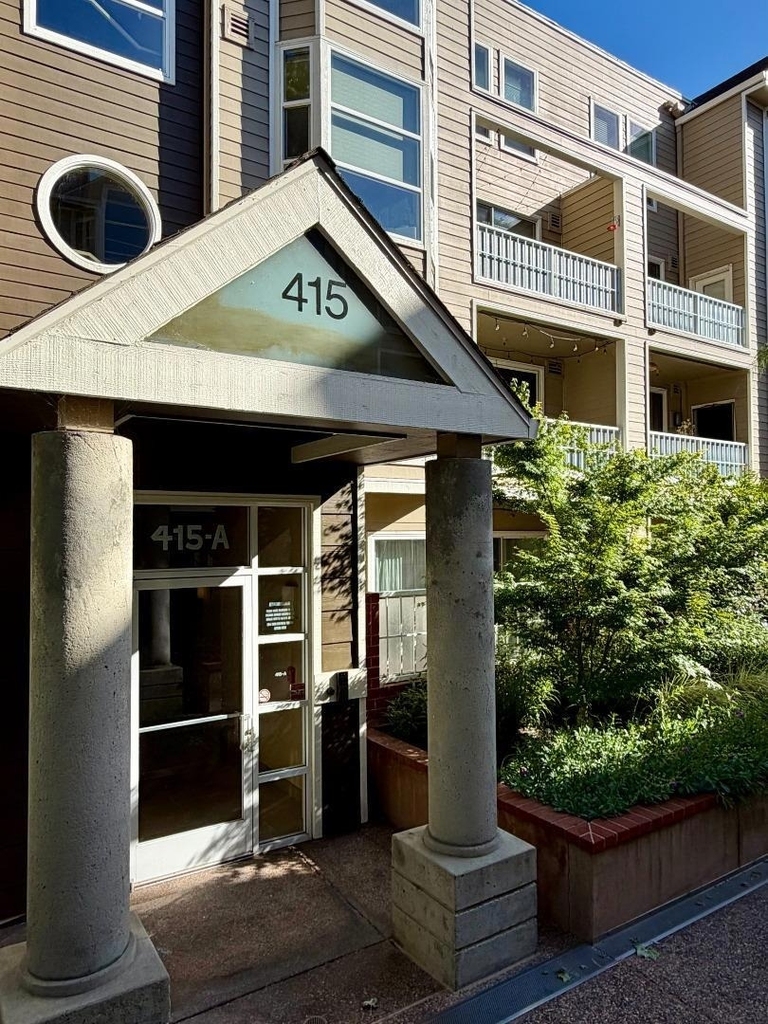 415 N 2nd Street - Photo 0