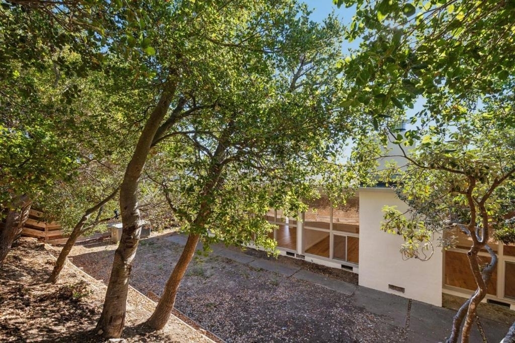 830 Robin Lane - Photo 48