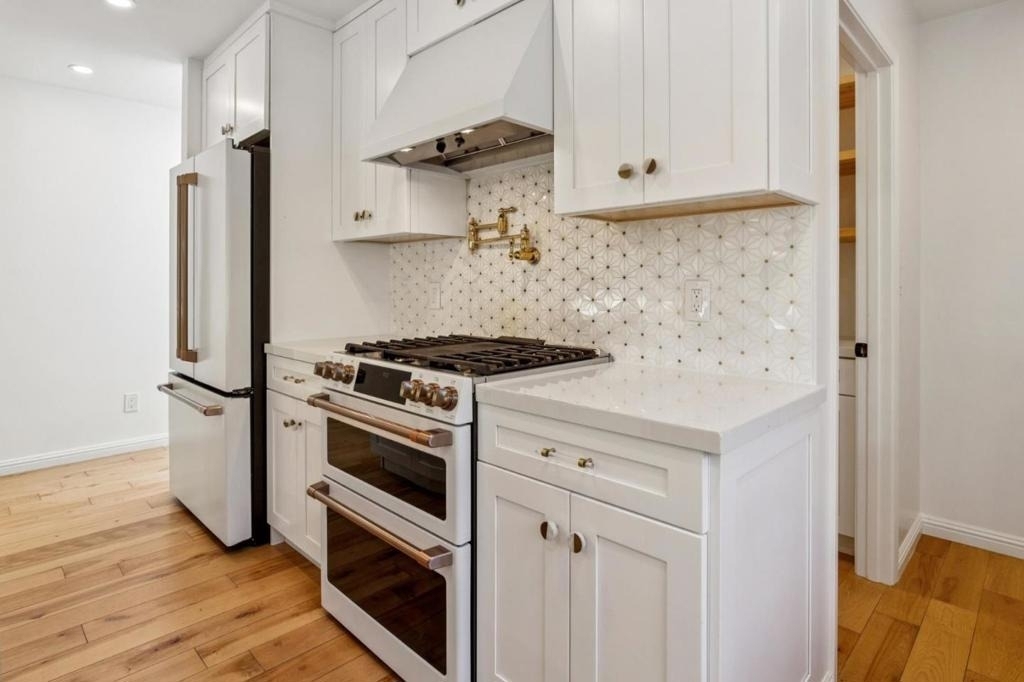 830 Robin Lane - Photo 18
