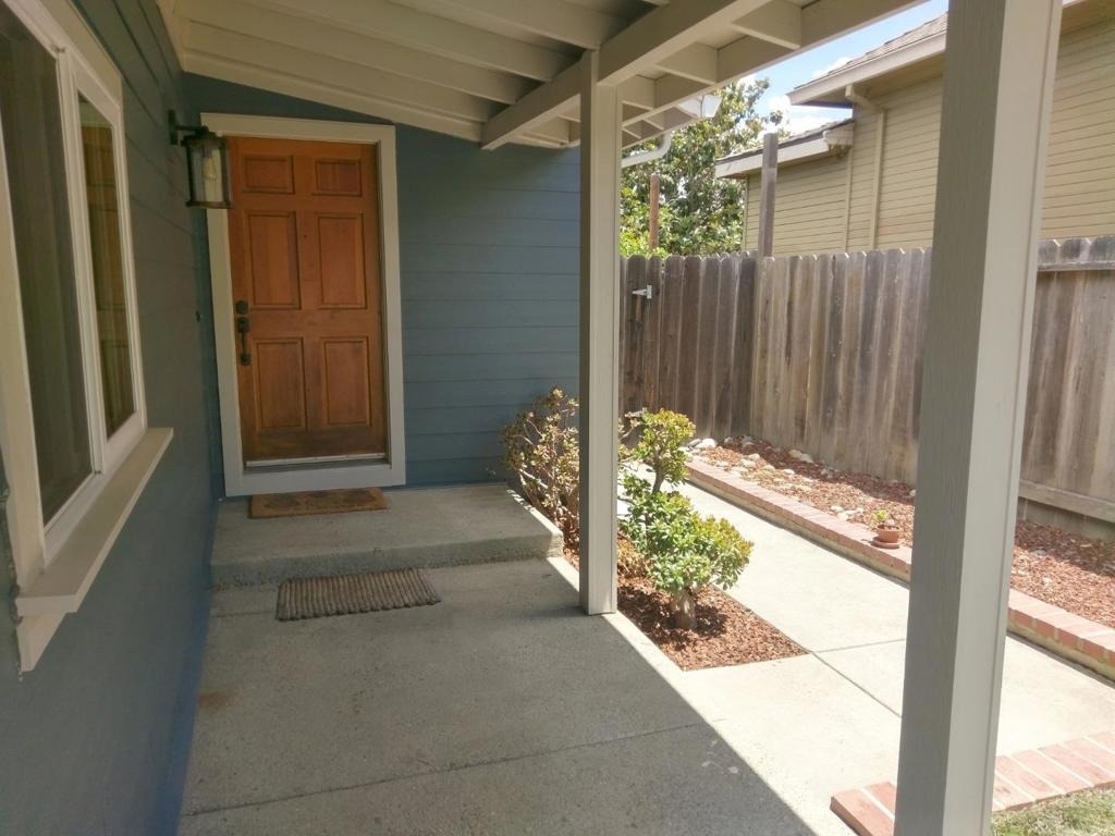 1020 Spencer Avenue - Photo 3