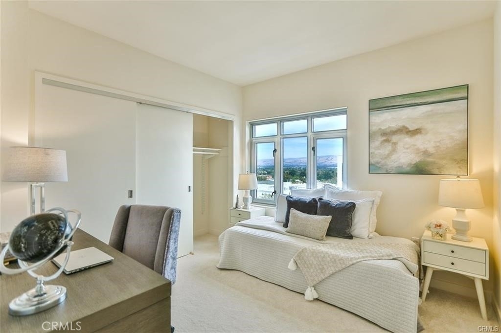 175 W Saint James Street - Photo 9