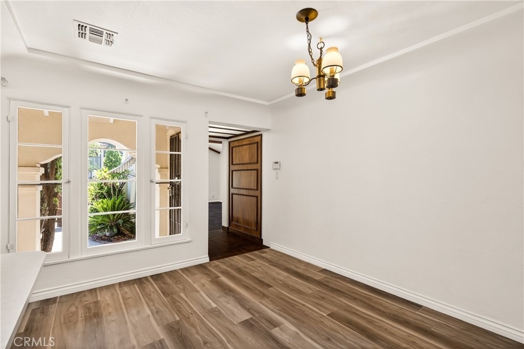 4167 Brunswick - Photo 9