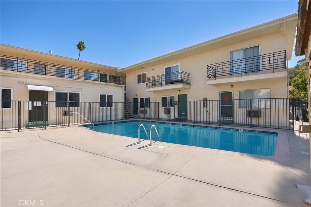 915 E Palmer Avenue - Photo 27