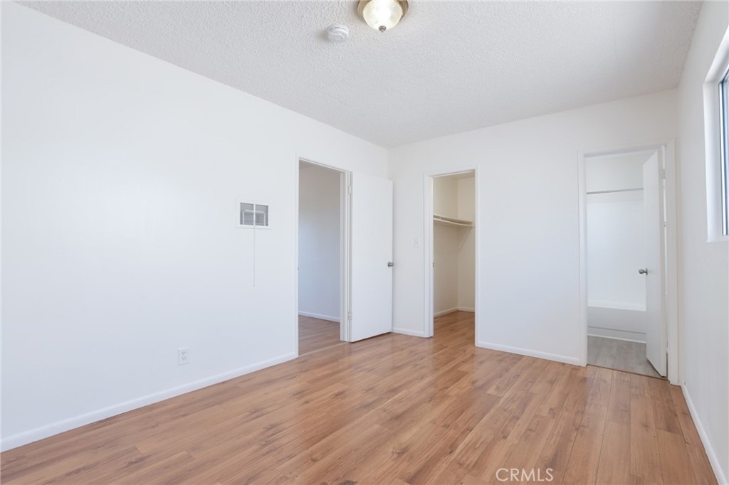 915 E Palmer Avenue - Photo 16