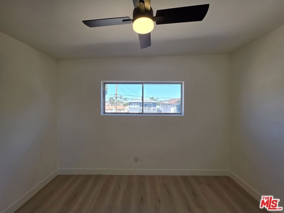 1185 W 22nd Street - Photo 51