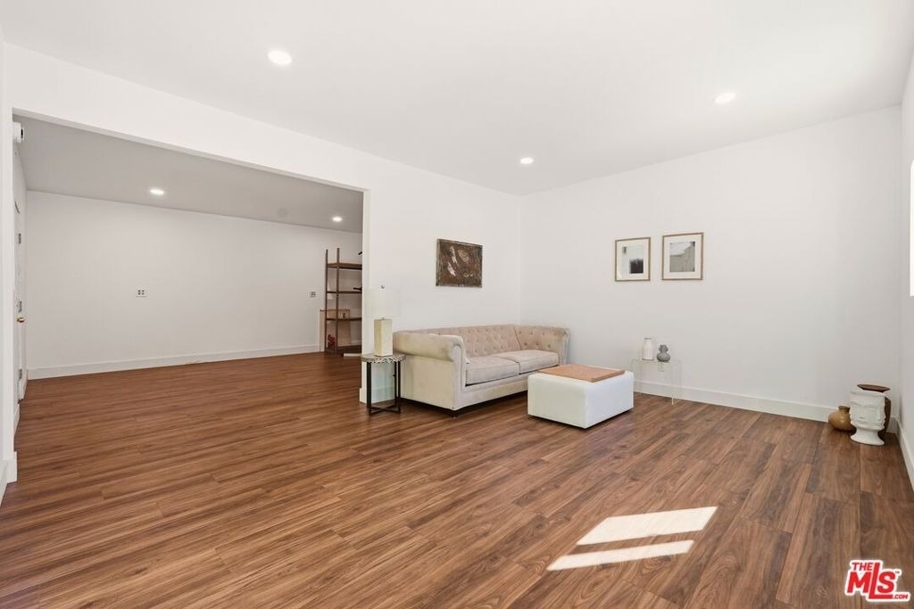 736 N Alta Vista Boulevard - Photo 20