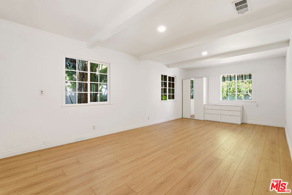 736 N Alta Vista Boulevard - Photo 16
