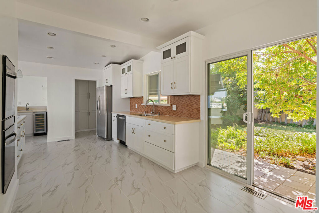 3844 Bobstone Drive - Photo 6