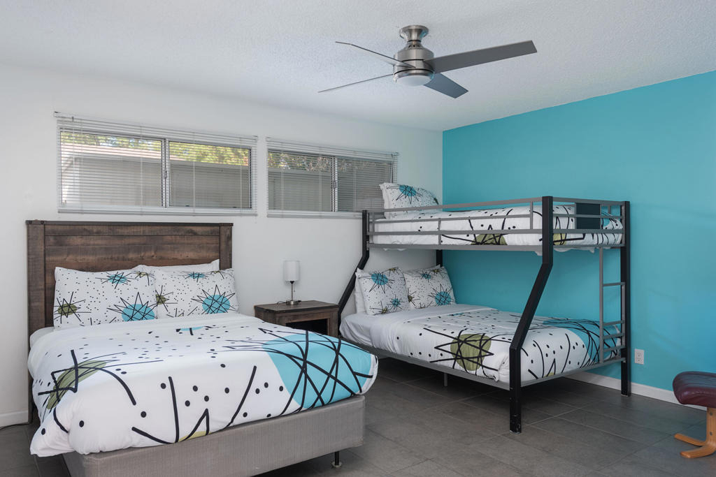 2305 E Bellamy Road - Photo 32