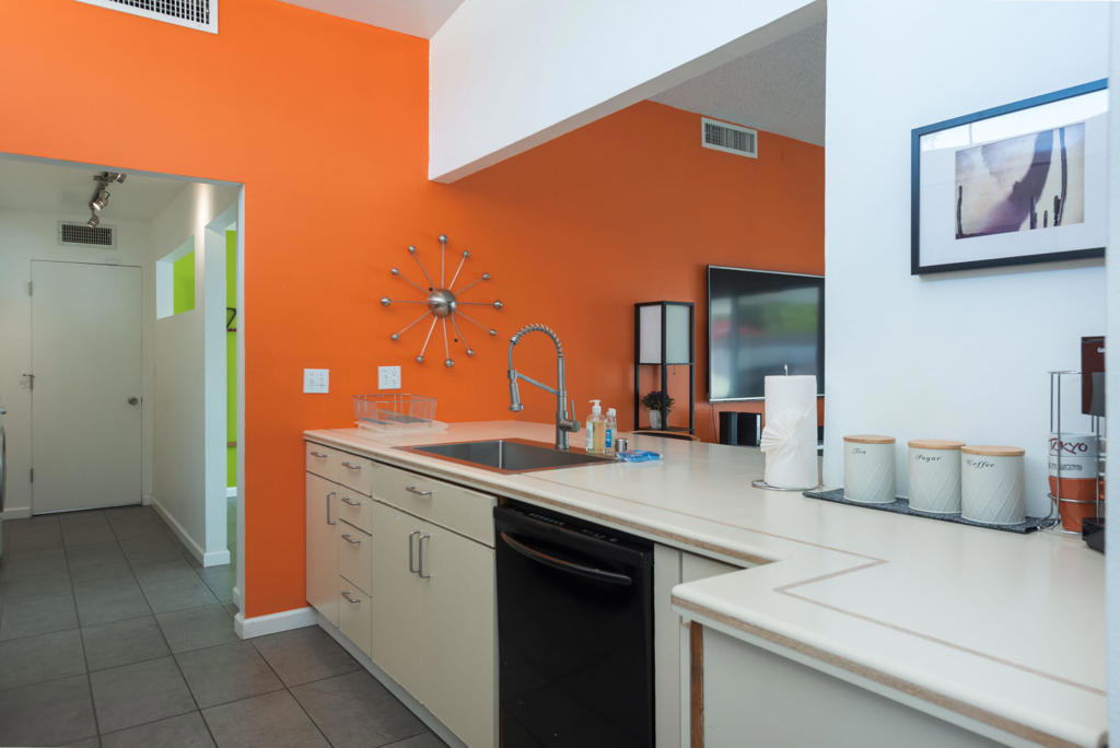 2305 E Bellamy Road - Photo 18