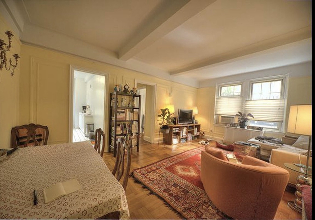 Lincoln Place - Photo 0