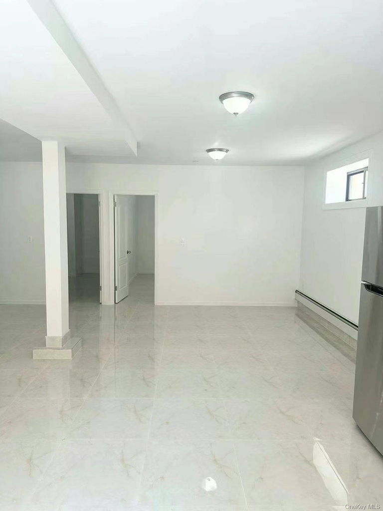 4020 217th Street - Photo 4