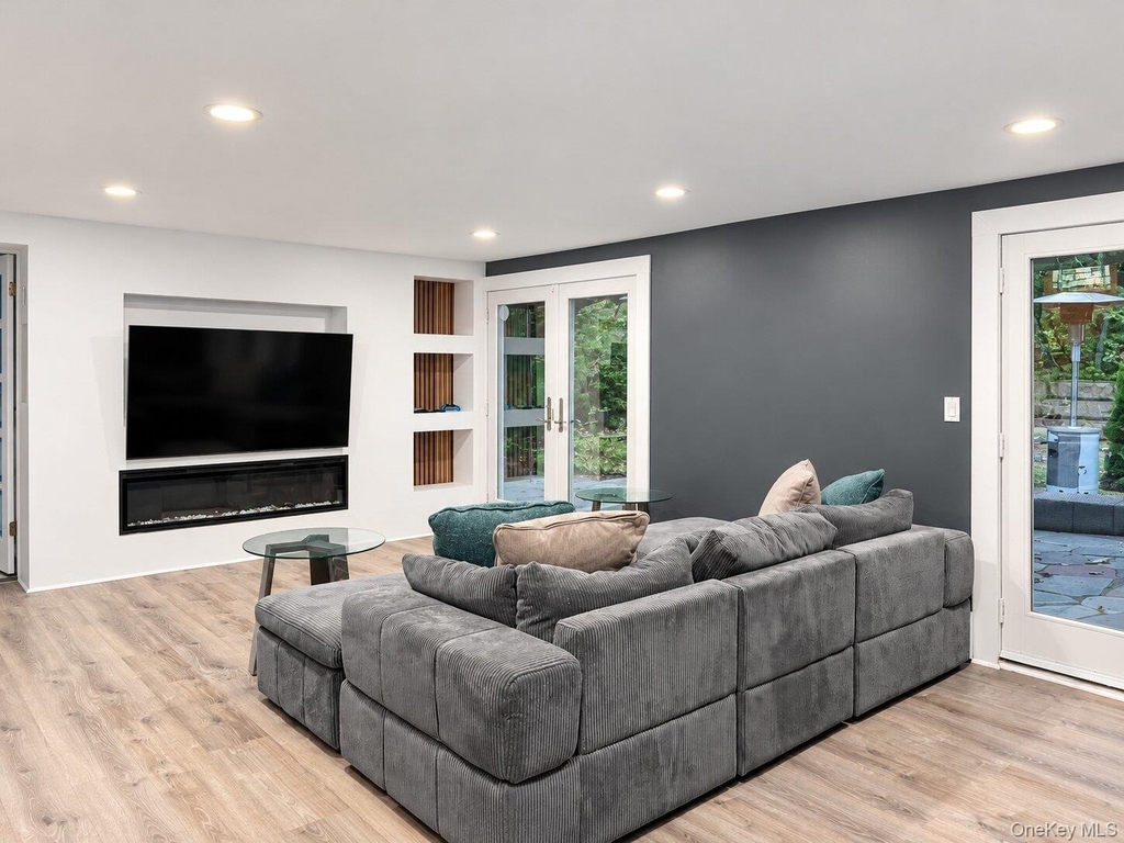 99 New Sprain Road - Photo 18