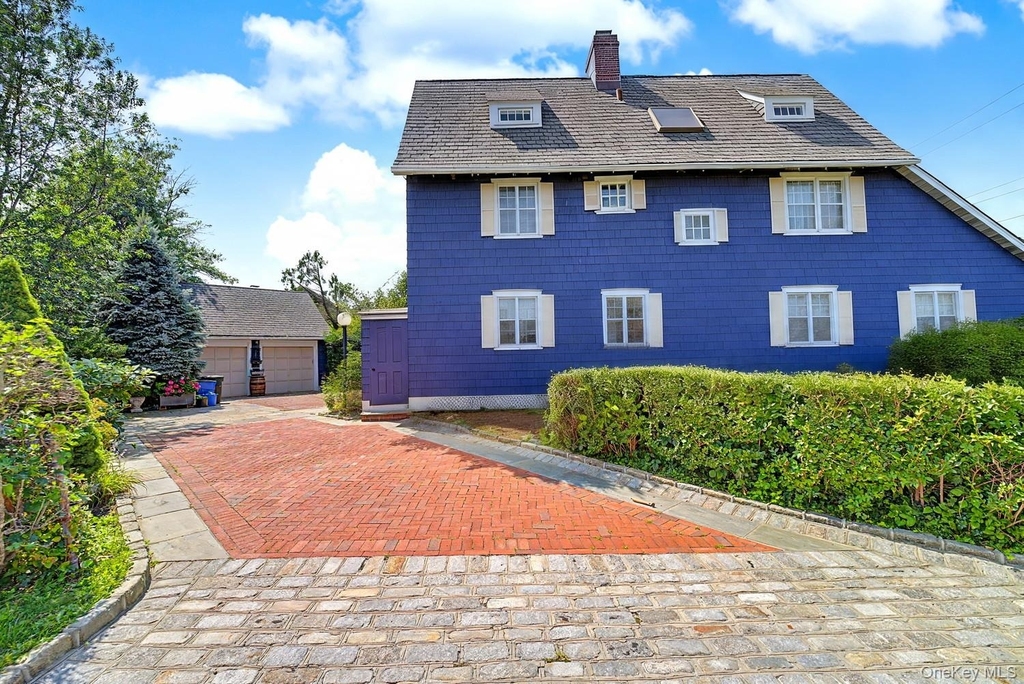 11-20 Shore Road - Photo 4